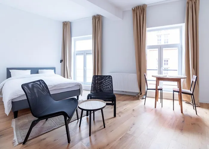 Sleek City Stays - Urban Elegance In The Heart Of Gent