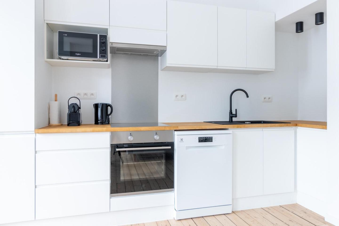 Sleek - Urban Elegance In The Heart Of * Gand