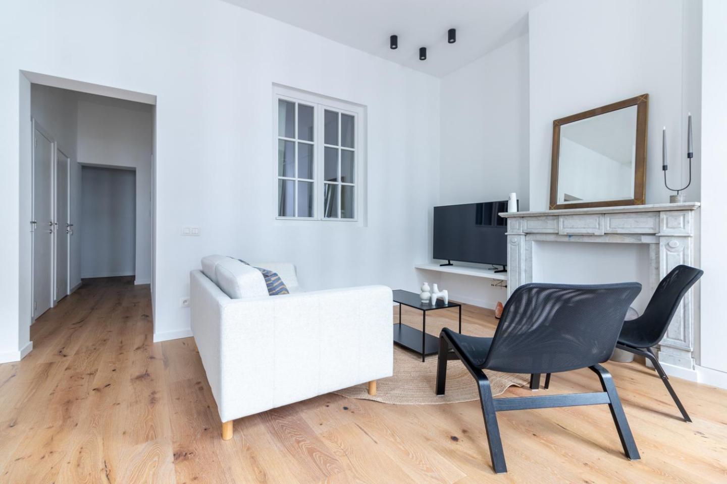 Appartement Sleek - Urban Elegance In The Heart Of