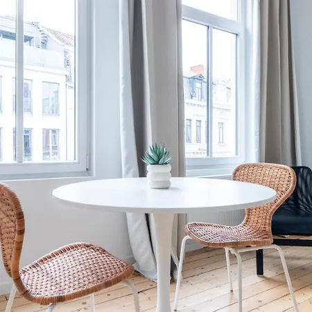 Sleek City Stays - Urban Elegance In The Heart Of Gent Extérieur photo